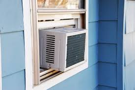 On average, a window air conditioner costs between $0.07 and $0.20 per hour to run. How Much Does It Cost To Run A Window Air Conditioner