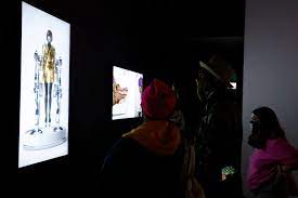 Screen Time At The World S First Physical Nft Gallery Whatever That Means In 2021 Art In The Age Graffiti Tagging Online Art