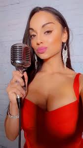 Sonya Moon 🌙🌴💙