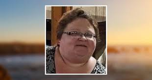 Amanda Blough's Instagram, Twitter & Facebook