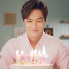 He didn't say that his mom is a filipino! ì´ë¯¼í˜¸ Lee Min Ho On Twitter Today Is The Day Feeling Blessed For All These Good Wishes That I Ve Been Showered By Those Dear To Me Will Live My 34th With An