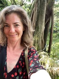 Are there Spanish schools or digital programs for remote study and visa  qualification in Peru?