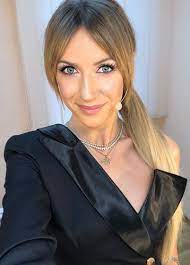 Наиболее известна по телепередаче «орёл и решка». Lesya Nikityuk Instagram Oficialnyj Akkaunt