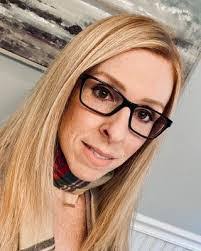 Jennifer Greaves's Instagram, Twitter & Facebook