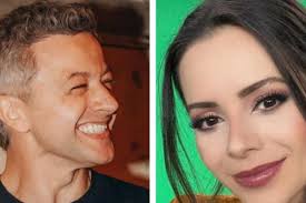 Viúva fala pela 1ª vez após adeus ao piloto e ao filho deles