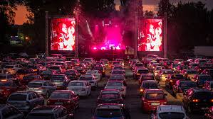 Перевод слова drive, американское и британское произношение, транскрипция, словосочетания, однокоренные слова, примеры использования. List Of Drive In Concerts In Wake Of Coronavirus Billboard