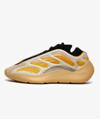 Still searching for that one yeezy to complete your collection? Yeezy 700 V3 Safflower