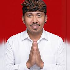 What are the options for transportation services in Bali?