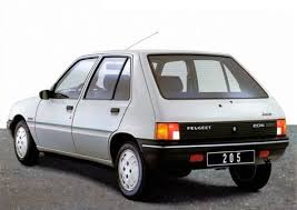 205 Junior 5 Portes Peugeot Hatchback Car