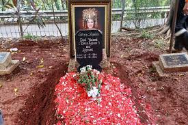 Dorce Gamalama Ternyata Sudah Buat Wasiat Soal Ahli Waris