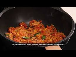 Healthy Mix Veg Daliya Sanjeev Kapoor Khazana Youtube In 2020 Indian Food Recipes Healthy Mix Healthy