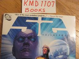 52 (Infinite Crisis/52) Morrison, Grant : Johns, Geoff, Morrison, Grant,  Rucka, Greg, Waid, Mark, Giffen, Keith: Amazon.com.tr: Kitap