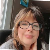 Kira Bruce's Instagram, Twitter & Facebook