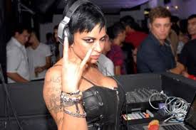 Daniela cardone es modelo, actriz y ahora también dj. Daniela Cardone Dejo Sin Palabras A Sus Seguidores Con Esta Imagen Por Que Lo Hizo Minuto Neuquen