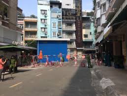 Đường huỳnh mẫn đạt quận 5 bắt đầu từ chợ hòa bình ngã ba đường võ văn kiệt nối dài đến trần nhân tông và mặt sau của chung cư sư vạn hạnh quận 10. 5n42jr8tdvgblm