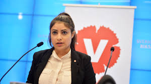 Politician and member of the parliament of sweden. Vansterpartister Vill Se Utmanare Till Nooshi Dadgostar Dn Se
