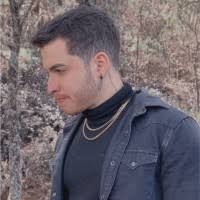 800+ perfiles de «Argenis»