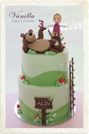 Masha The Bear Birthday Cake Masha Ve Koca Ayi Kiz Cocuk Pastasi Masha And The Bear Cake Birthday Cake Ideas For Girls Masa Kurabiye Dogum Gunu Pastalar