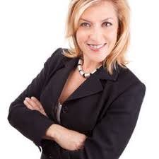 Shelly Sutter's Instagram, Twitter & Facebook