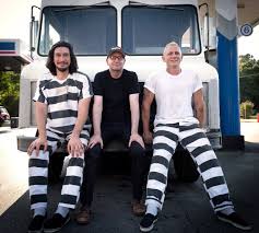 Soderbergh knows how to develop good characters and maximise the talent at his disposal. Adam Driver Steven Soderbergh Daniel Craig On The Set Of Logan Lucky Logan Lucky Adam Driver Daniel Craig