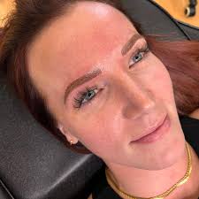 Hi👋🏼 it's me! I'm still here and working even though I've cut back a lot 