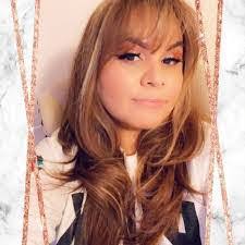 Denise Valentina's Instagram, Twitter & Facebook