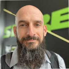 Denise Julian's Instagram, Twitter & Facebook