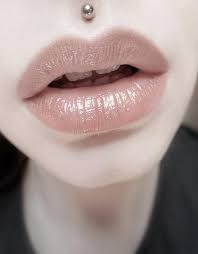 Devine Metal Ball Ear Piercing Labret Barbell Stud In 16g In 2019 Piercings Piercings Medusa Piercing Labret Piercing