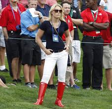 Sports illustrated writer john garrity first met tiger woods when the golfer was just 16. Golf Lindsey Vonn Tiger Woods Und Das Eichhornchen Bilder Fotos Welt