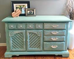 I am so frustrated and after purchasing a marble quartz countertop and new backsplash i am back to having to redo the cabinets and drawers again. How To Distress General Finishes Milk Paints Cs Hardware Blog