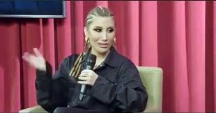 İrem Dericinin mastürbasyon itirafı olay oldu!