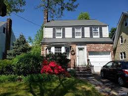 Great wall kitchen teaneck, 386 queen anne road nj 07666 store hours, reviews, photos, phone number and map with driving directions. 115 Oakdene Ave Teaneck Nj 07666 Mls 21017343 Redfin