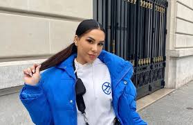 Mélanie, aurélie, hillary, virgil, benjamin et marvin vont rencontrer de potentielles âmes soeurs. Les Princes Et Princesses De L Amour 7 Milla Jasmine Fiancee Elle Fait Une Magnifique Declaration A Mujdat