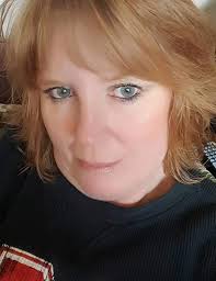 Lori Scofield's Instagram, Twitter & Facebook