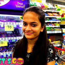 Manvi Goyal at Reliance Fresh, Shahdara,