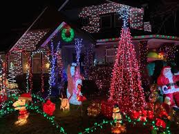 Find the perfect christmas lights stock photos and editorial news pictures from getty images. Map Best Christmas Lights In Metro Vancouver 2020 Vancouver Is Awesome