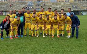 La finalul săptămânii trecute, formaţia petrolul 95 ploieşti, antrenată de daniel chiriţă şi viorel nuţă, a participat la faza. Kiru Si Petrolul 95 La Un Pas De Liga A 3 A 4 0 Cu Fc Avrig Stiri Actuale