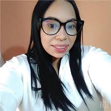 Karina Carias's Instagram, Twitter & Facebook