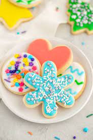 It is quite similar to the glazed frosting, but it hardens better than that. Easy Sugar Cookie Icing Live Well Bake Often