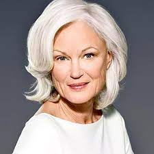 28 Elegant Hairstyles For Women Above 50 To Try In 2020 Womens Hairstyles Short Hair Styles Hair Styles