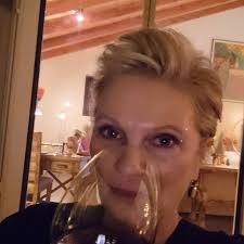 Beth McDonald (@bethmcdonald999) • Instagram photos and videos