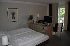 Guests can enjoy a meal at the hotel restaurant. Ponick Buiten Picture Of Garten Hotel Ponick Cologne Tripadvisor