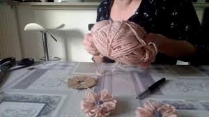 Tuto Fleur En Laine Facile Youtube