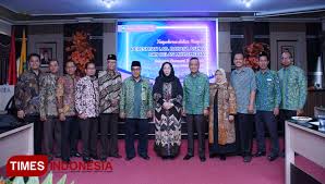 Hollaaa sahabat ono karya kita membuat video membuat bunga untuk hiasan 17 agustus yang sangat mudah dan simpel cara membuatnya. Feb Unisma Malang Launching Laboratorium Bahasa Asing Multimedia Times Indonesia