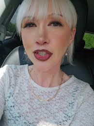 Heather Stich's Instagram, Twitter & Facebook