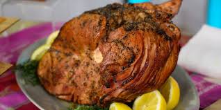 Place slices of ham in a baking pan and cover with aluminum foil. How To Cook Ham The Best Way To Cook Ham Today