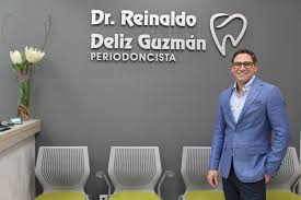 Dr. Reinaldo Deliz