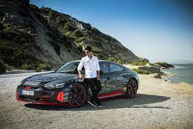 It's no secret that the first electric vehicle to wear audi sport's coveted rs badge shares in effect all of its componentry with the. Audi Rs E Tron Gt 2021 La Version Sportive De La Gt Electrique