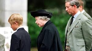 L'annuncio è arrivato dall'account della famiglia reale britannica. Quel Pianto In Pubblico La Guerra E Il Rapporto Difficile Con Diana I 9 Decenni Di Elisabetta Ii La Stampa