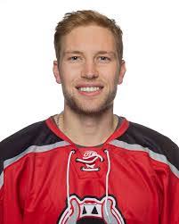 Austin Lotz's Instagram, Twitter & Facebook